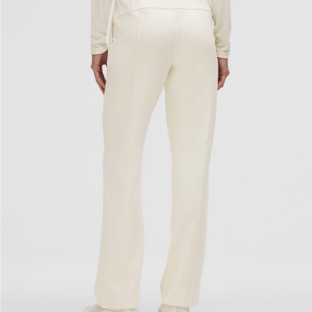 Lululemon Softstreme Pants - New w/out tags - Picture 7 of 7